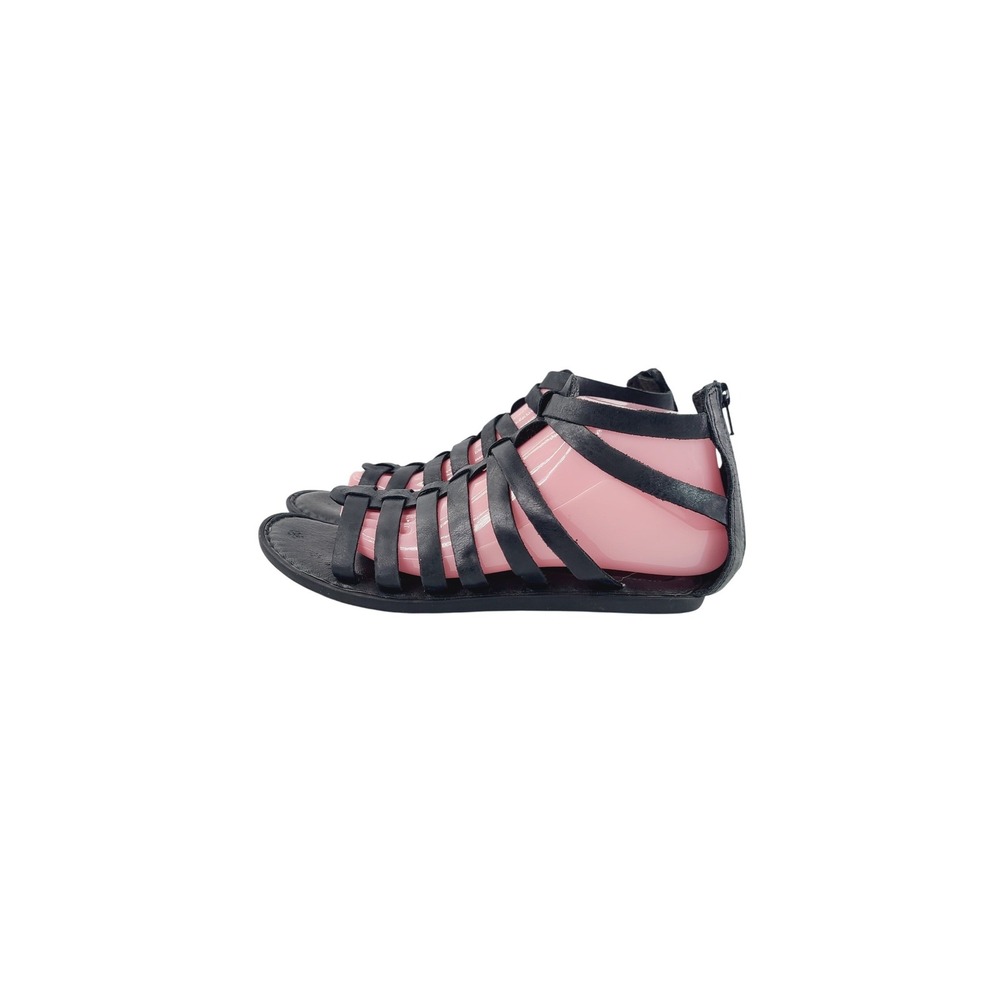 Born Strappy Back Zipper Round toe Leather Gladiator Sandals Women Size 8M Black